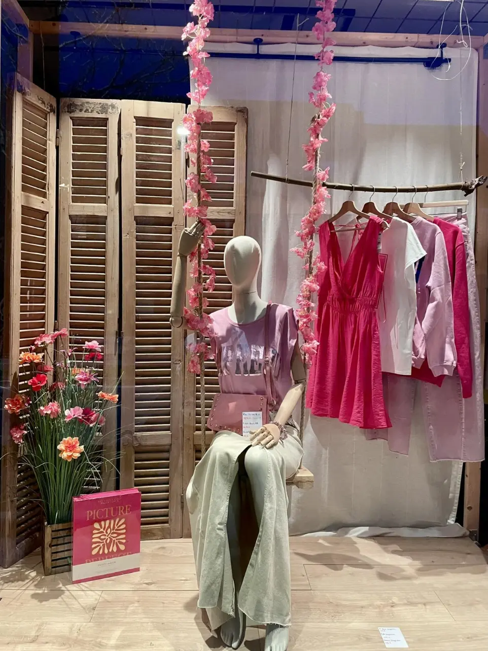 Vêtement rose déco