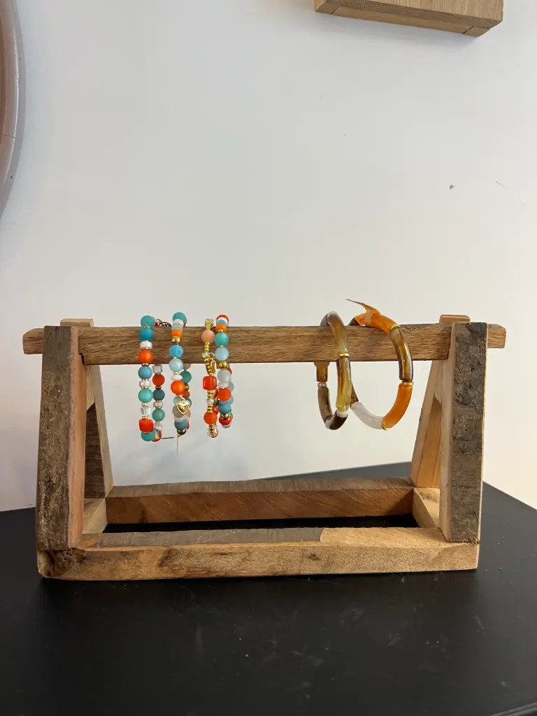 Petit support de bijoux