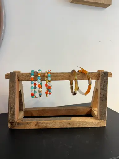 Petit support de bijoux